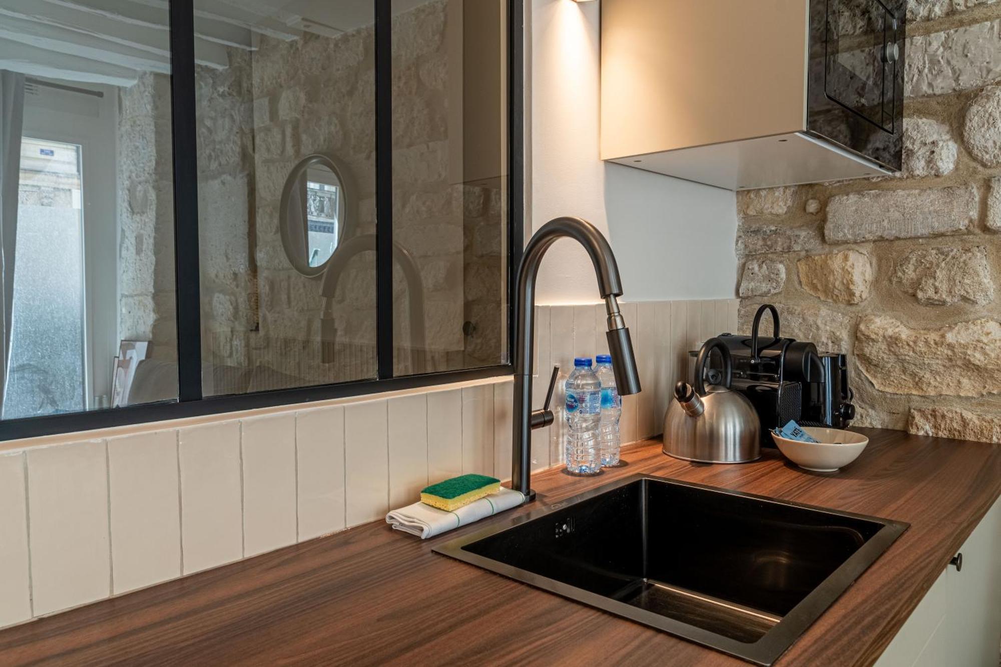 Lavie Maison A C & Sauna Paris Bagian luar foto